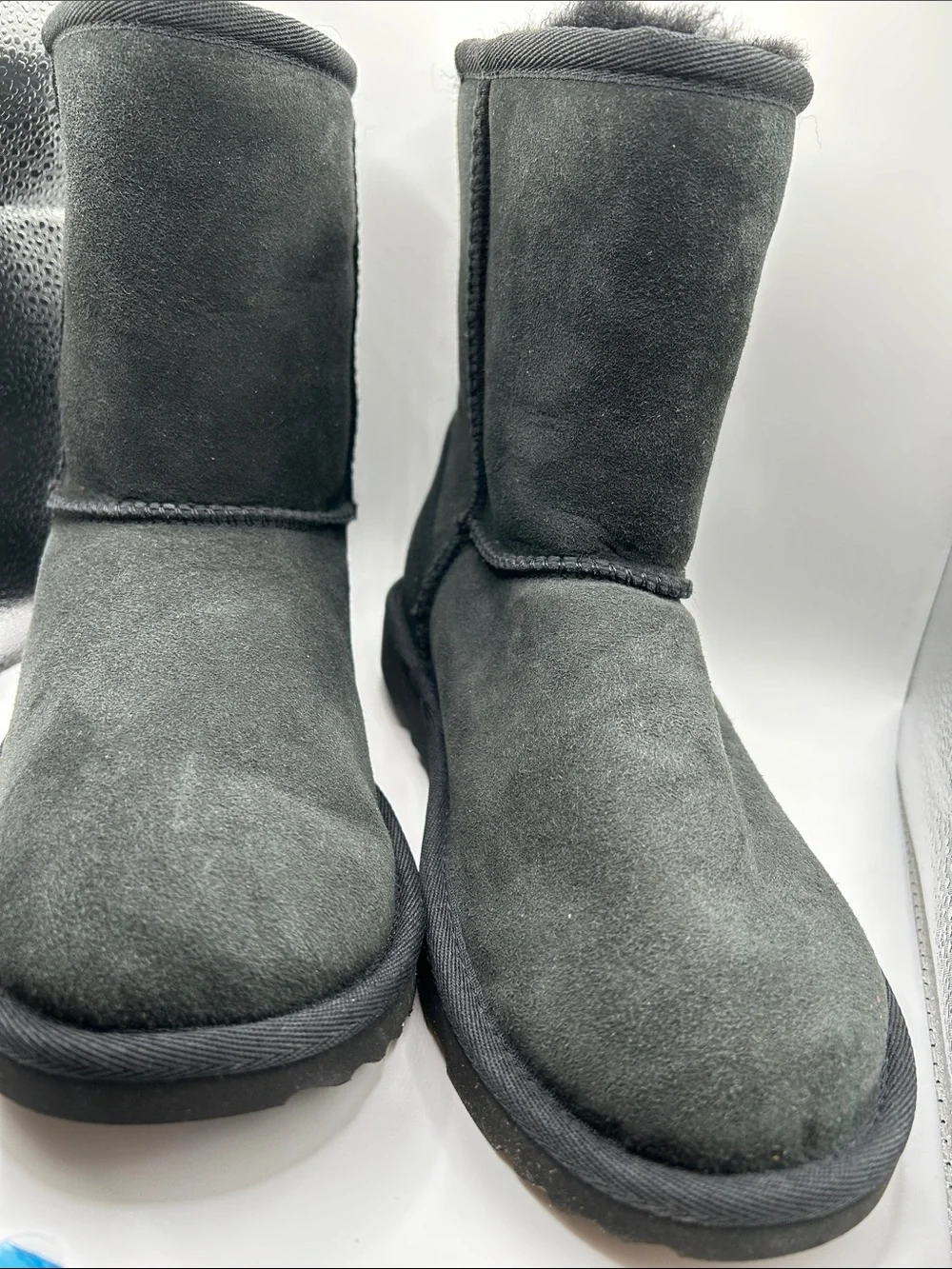 UGG Kids Classic II Tall Shearling-Lined Boots Black Size 4 Kids 5-6 Women New